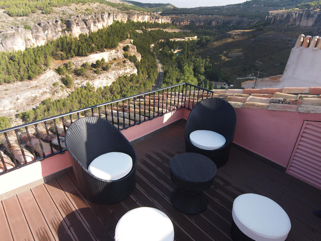 Los Ojos De La Mora Apartamentos Boutique Cuenca  Quarto foto